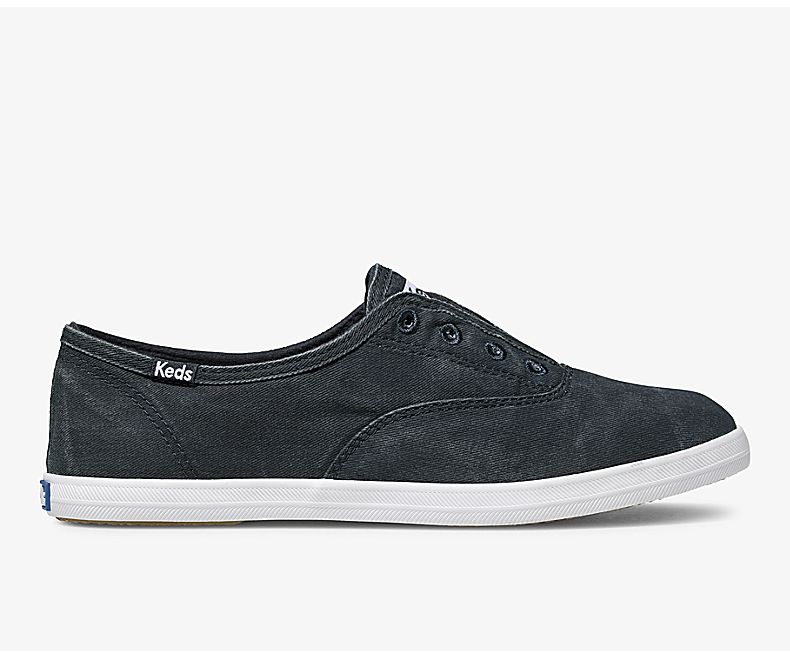 Keds Women's Chillax Washable Navy Slip On Shoes - FL0143257